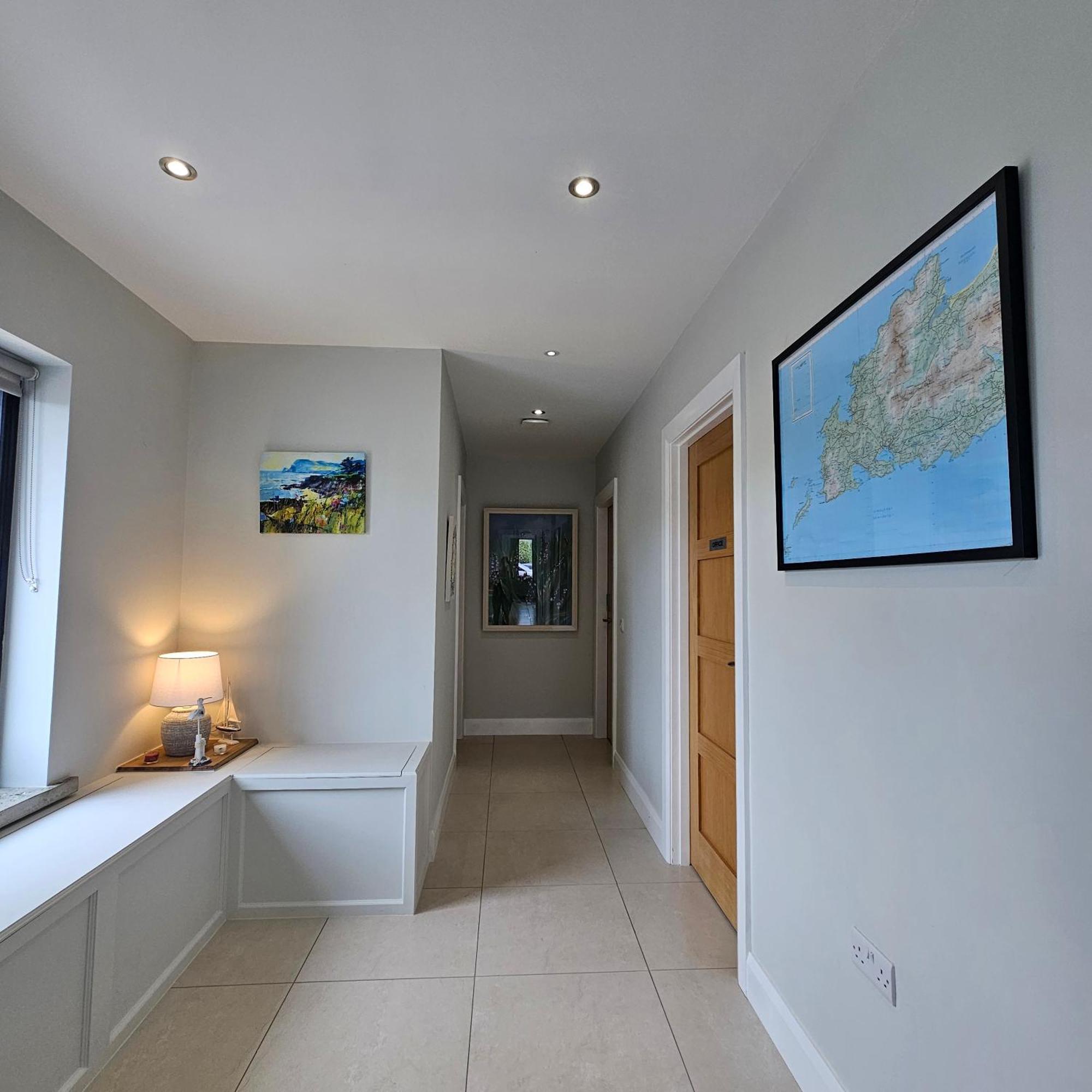 The Ce Hideout Apartment Tralee Room photo
