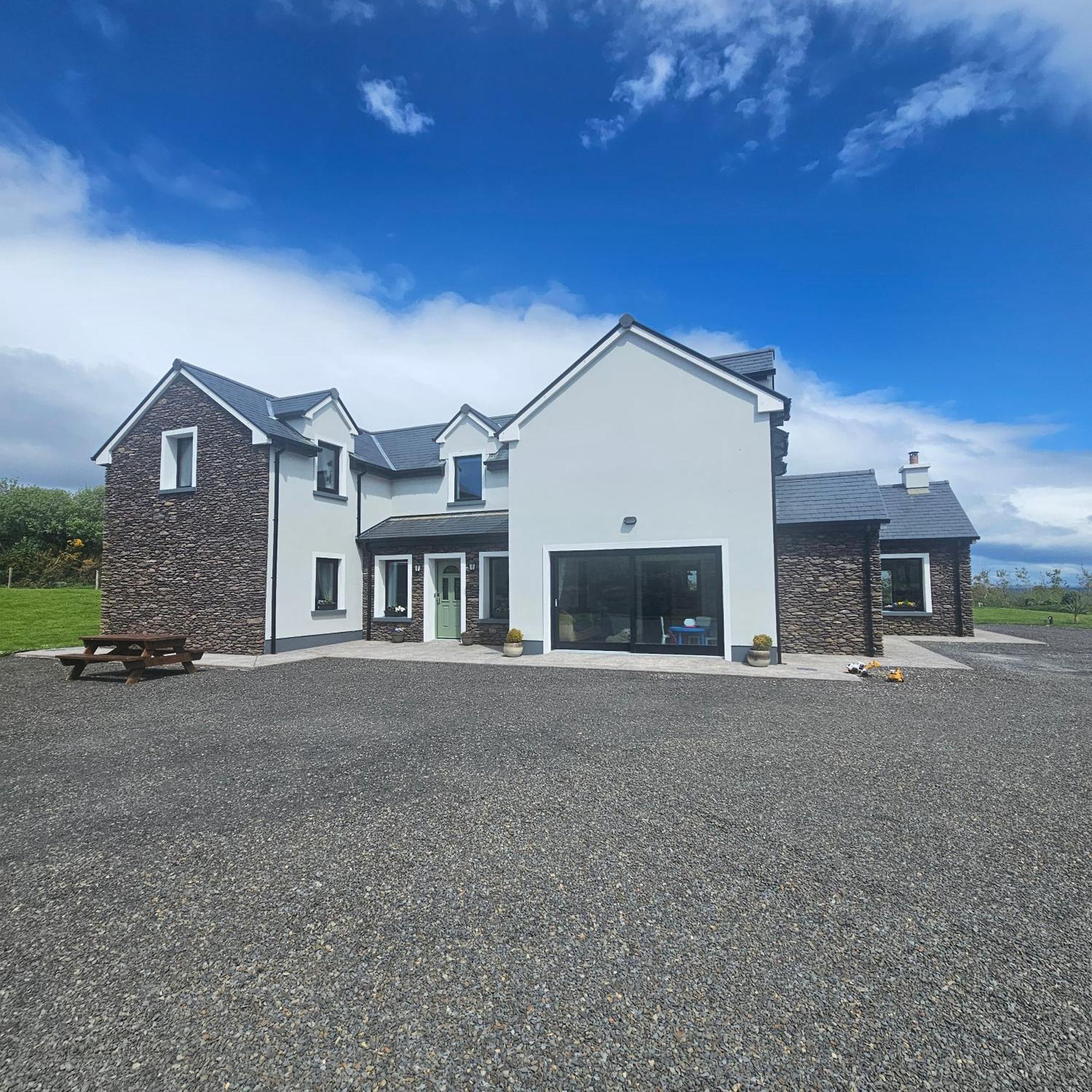 The Ce Hideout Apartment Tralee Exterior photo